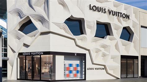 louis vuitton istanbul website.